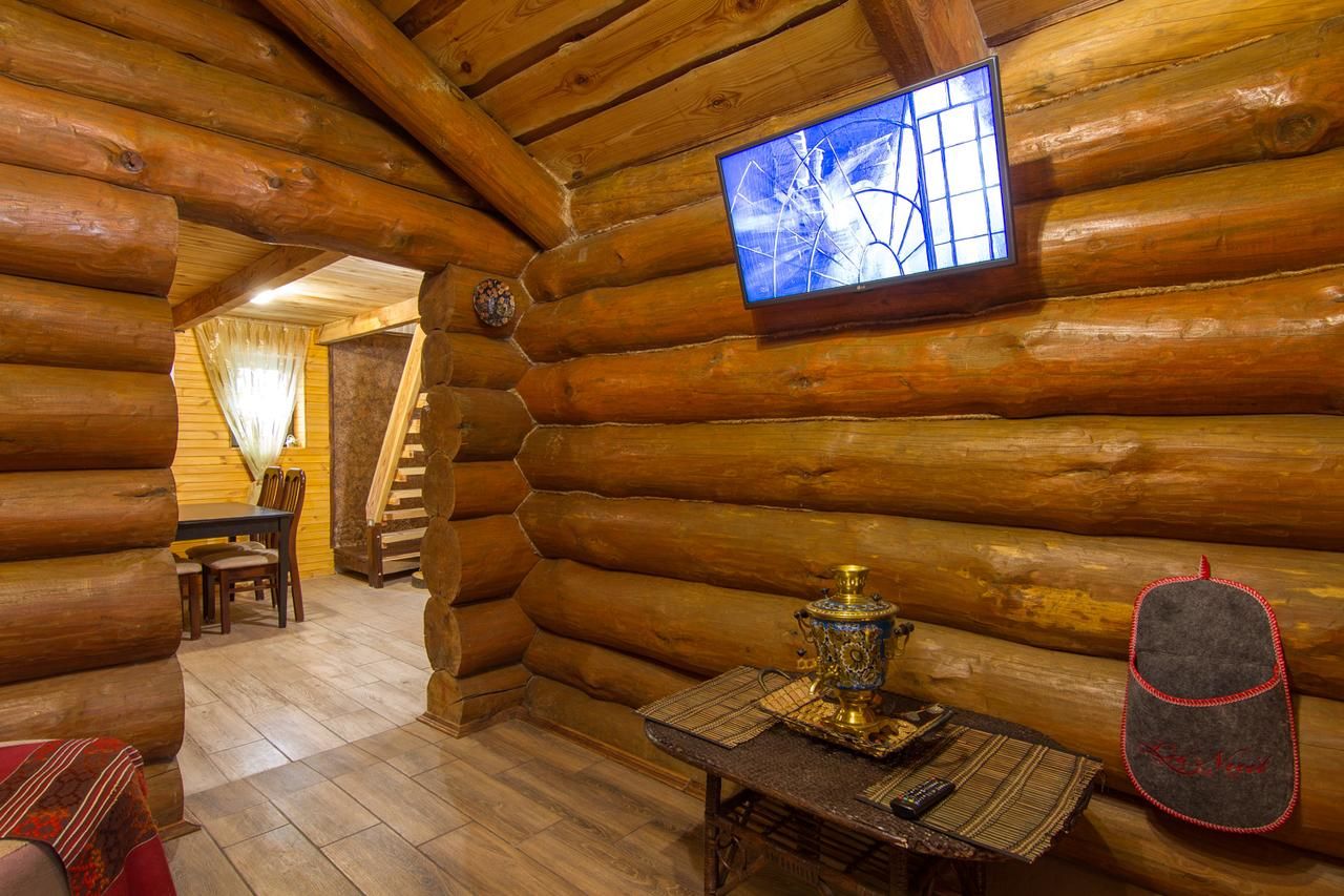 Апартаменты Дом с сауной и басейном на Теремках Гатное