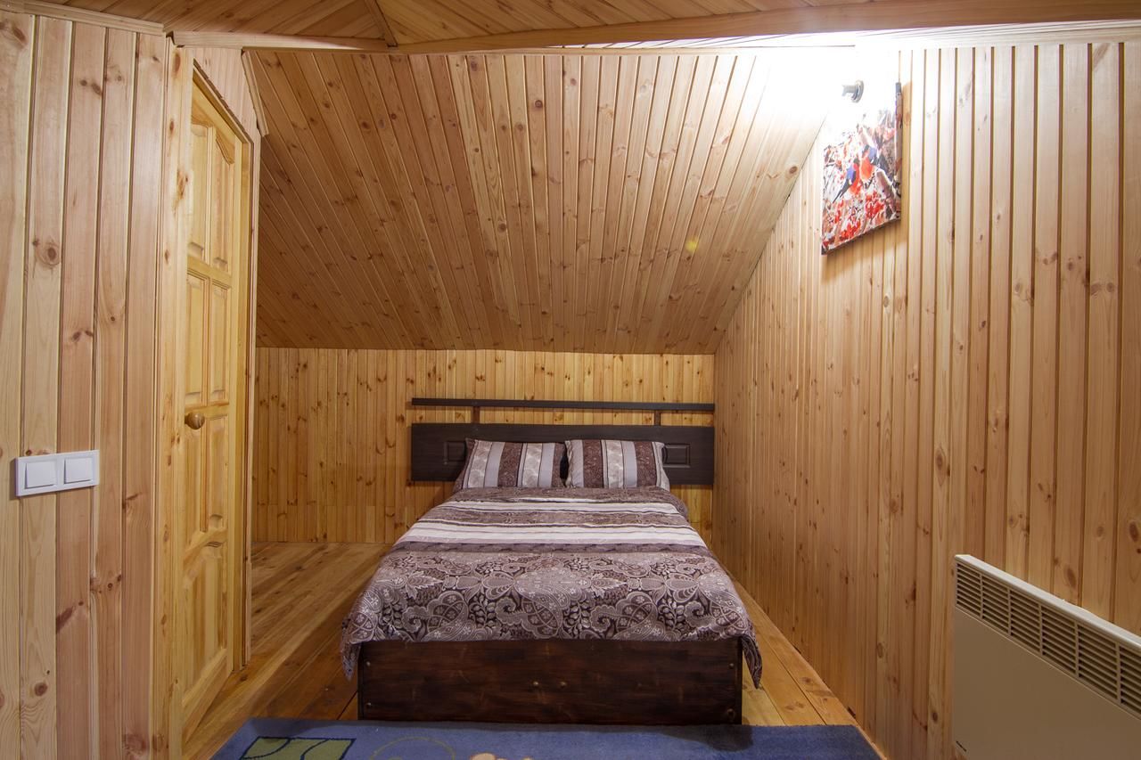 Апартаменты Дом с сауной и басейном на Теремках Гатное