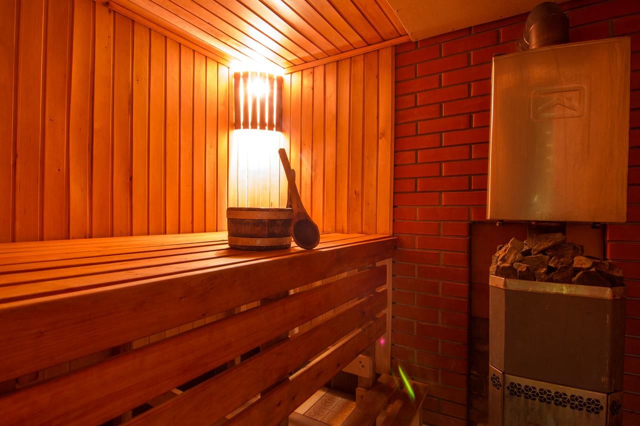 Апартаменты Дом с сауной и басейном на Теремках Гатное