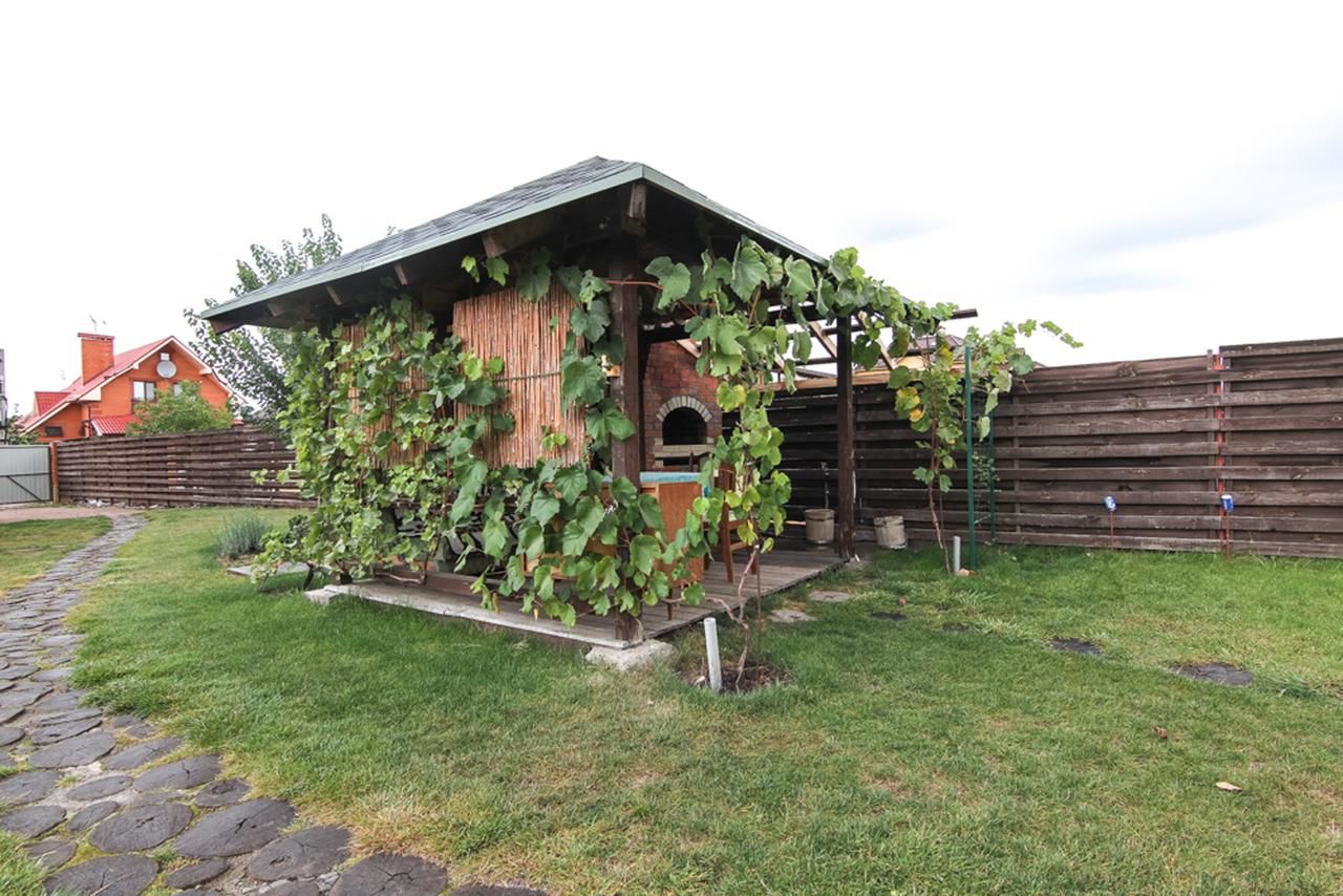 Апартаменты Дом с сауной и басейном на Теремках Гатное