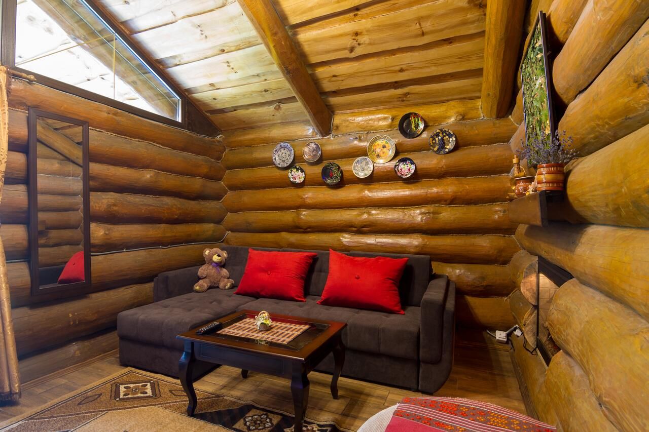 Апартаменты Дом с сауной и басейном на Теремках Гатное