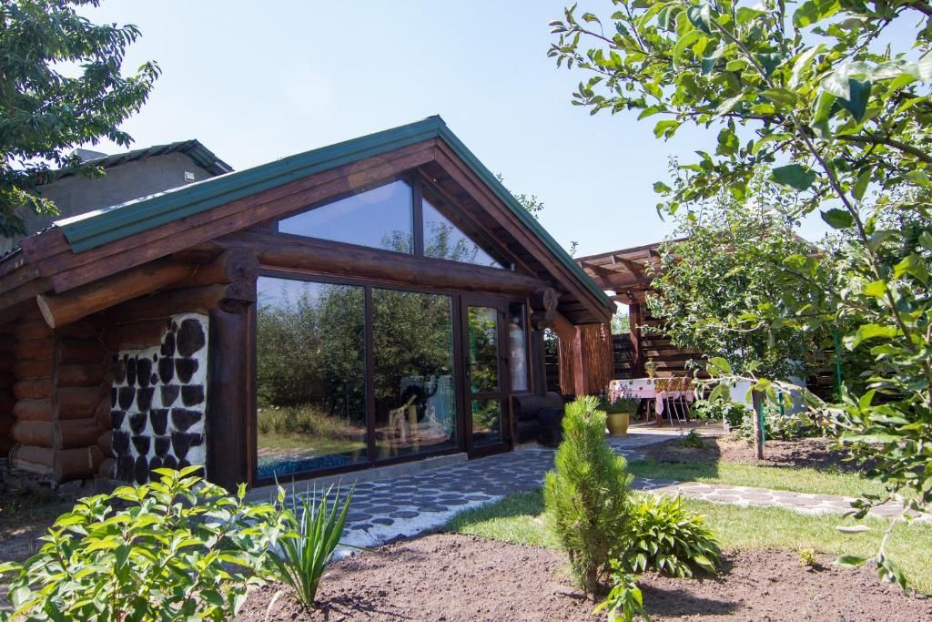 Апартаменты Дом с сауной и басейном на Теремках Гатное