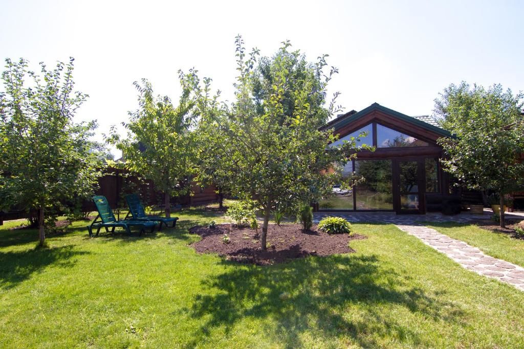 Апартаменты Дом с сауной и басейном на Теремках Гатное