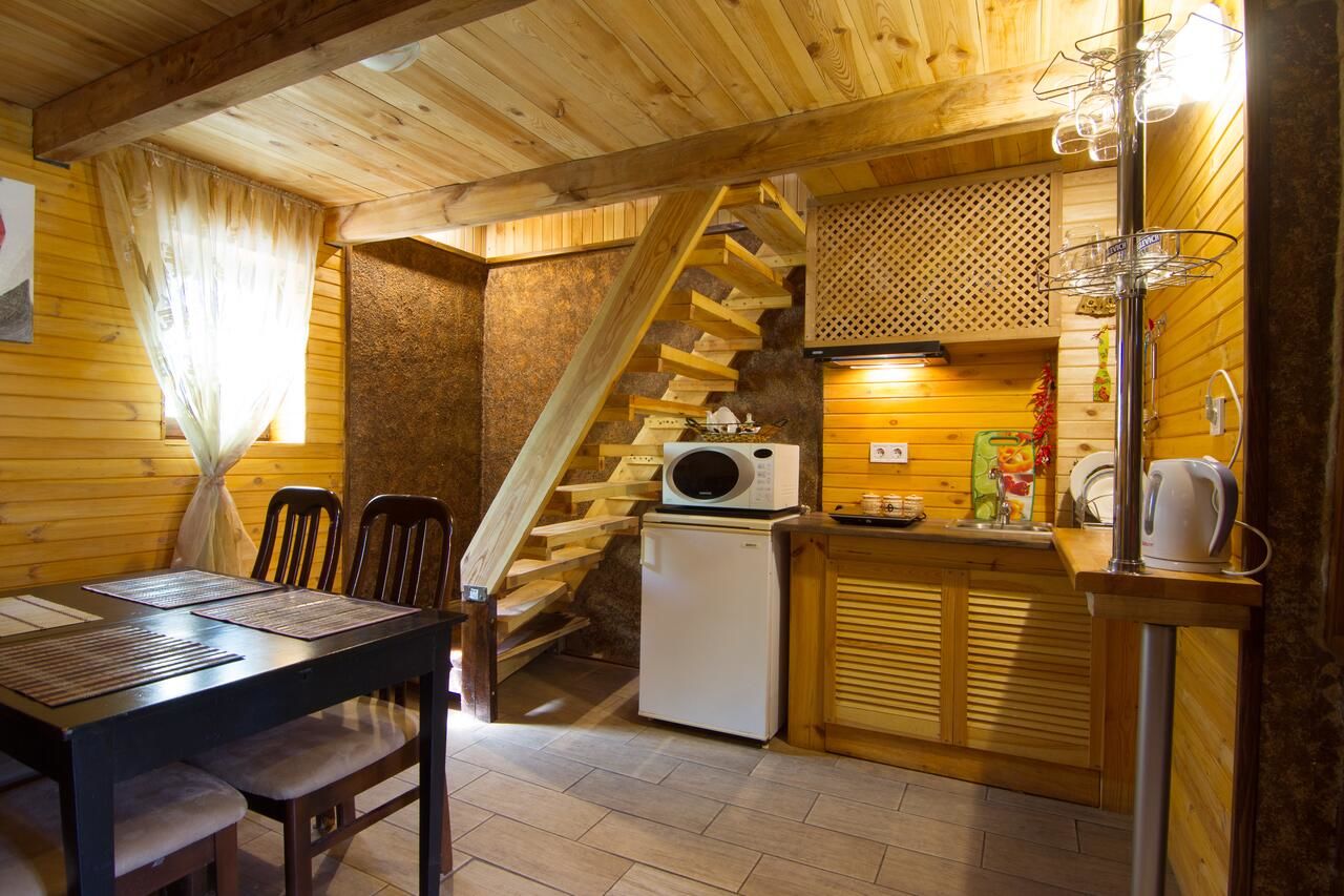 Апартаменты Дом с сауной и басейном на Теремках Гатное